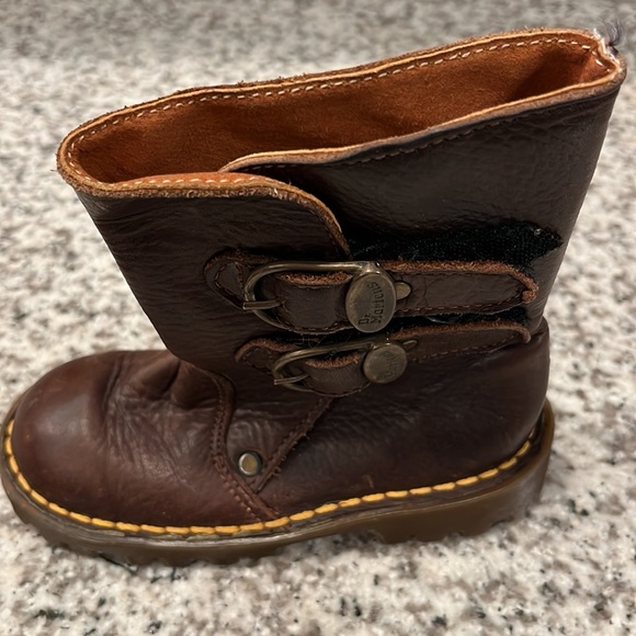 Dr. Martin's kid boots - Picture 3 of 10